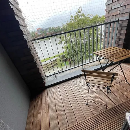 Royal Oak - 3bd 2ba With Parking And River View * 크라쿠프