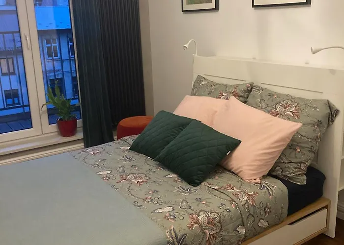 Royal Oak - 3bd 2ba With Parking And River View * كراكوفيا