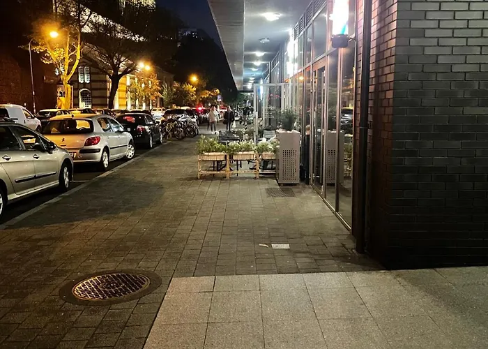 شقة Royal Oak - 3bd 2ba With Parking And River View كراكوفيا