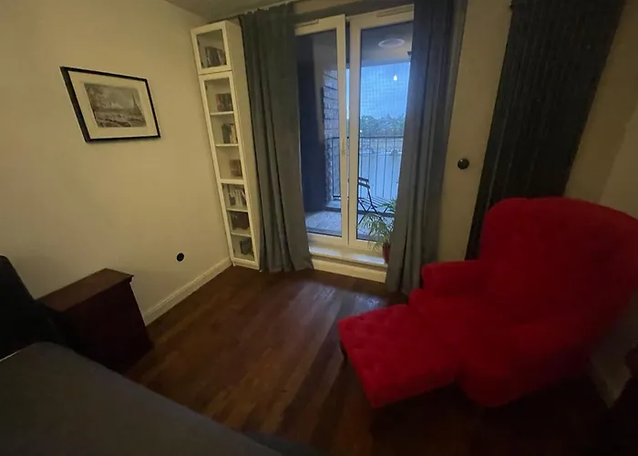 Royal Oak - 3bd 2ba With Parking And River View *