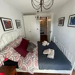 Royal Oak - 3bd 2ba With Parking And River View * Kraków