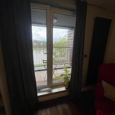 Royal Oak - 3bd 2ba With Parking And River View