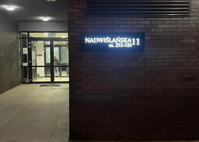 Royal Oak - 3bd 2ba With Parking And River View * Krakau