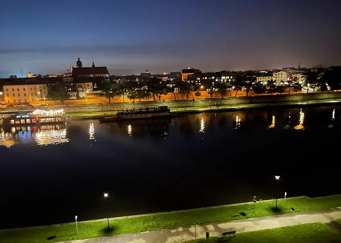 Royal Oak - 3bd 2ba With Parking And River View Krakau